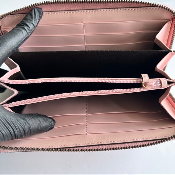 Gucci Cat Motif Continental Embossed GG Leather Zip Around Wallet in Pink - Picture 5 of 7